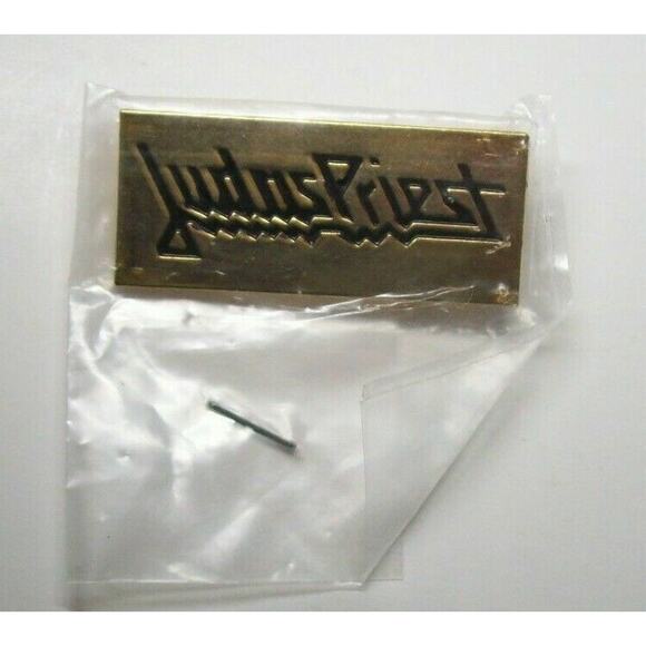 Judas Priest Vintage 1970s Heavy Metal Pinback Badge Button Pin NOS Band Logo - Picture 2 of 8
